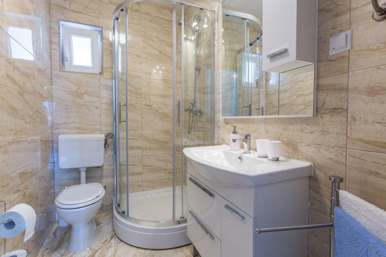 Apartments Gabelic Хвар Екстер'єр фото